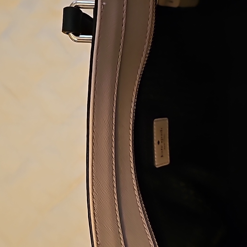 Kate Spade Purse - Picture 4 of 7